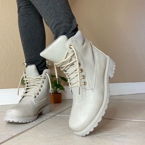 Light Gray Boots ✨